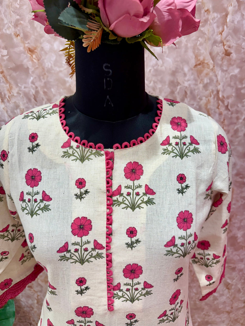 Blush Blossom: Rose Pink Floral Flex Cotton Kurta Set