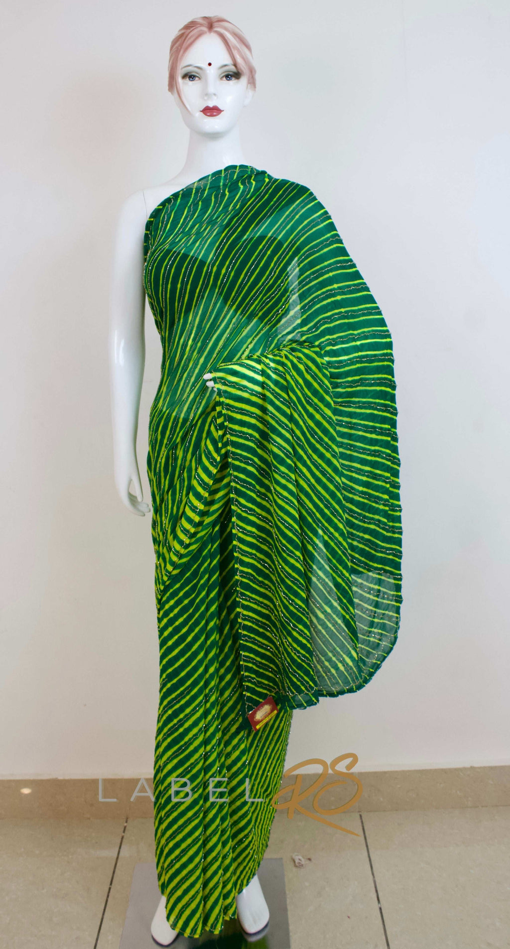 Pure Leheriya Saree With Cut Dana Work