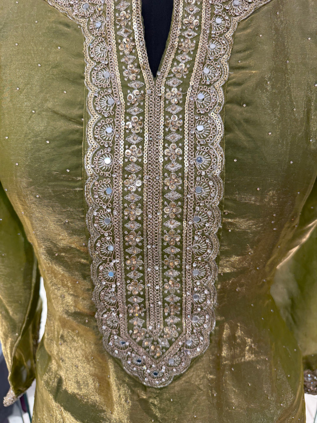Luxurious Mehendi Green True Tone Silk Patiala Suit