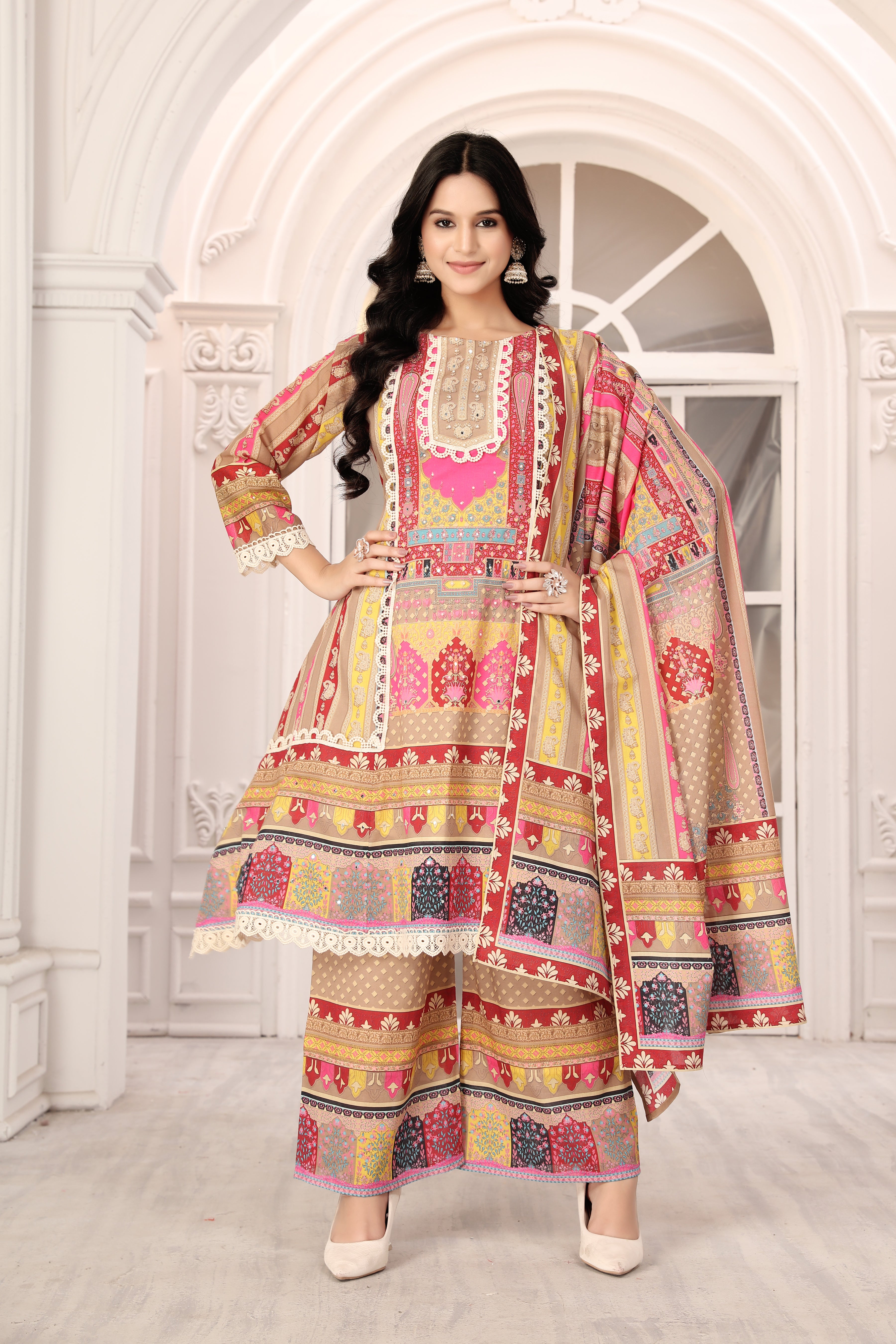 Royal Printed Suit Set With Elegant Neck Work And Print