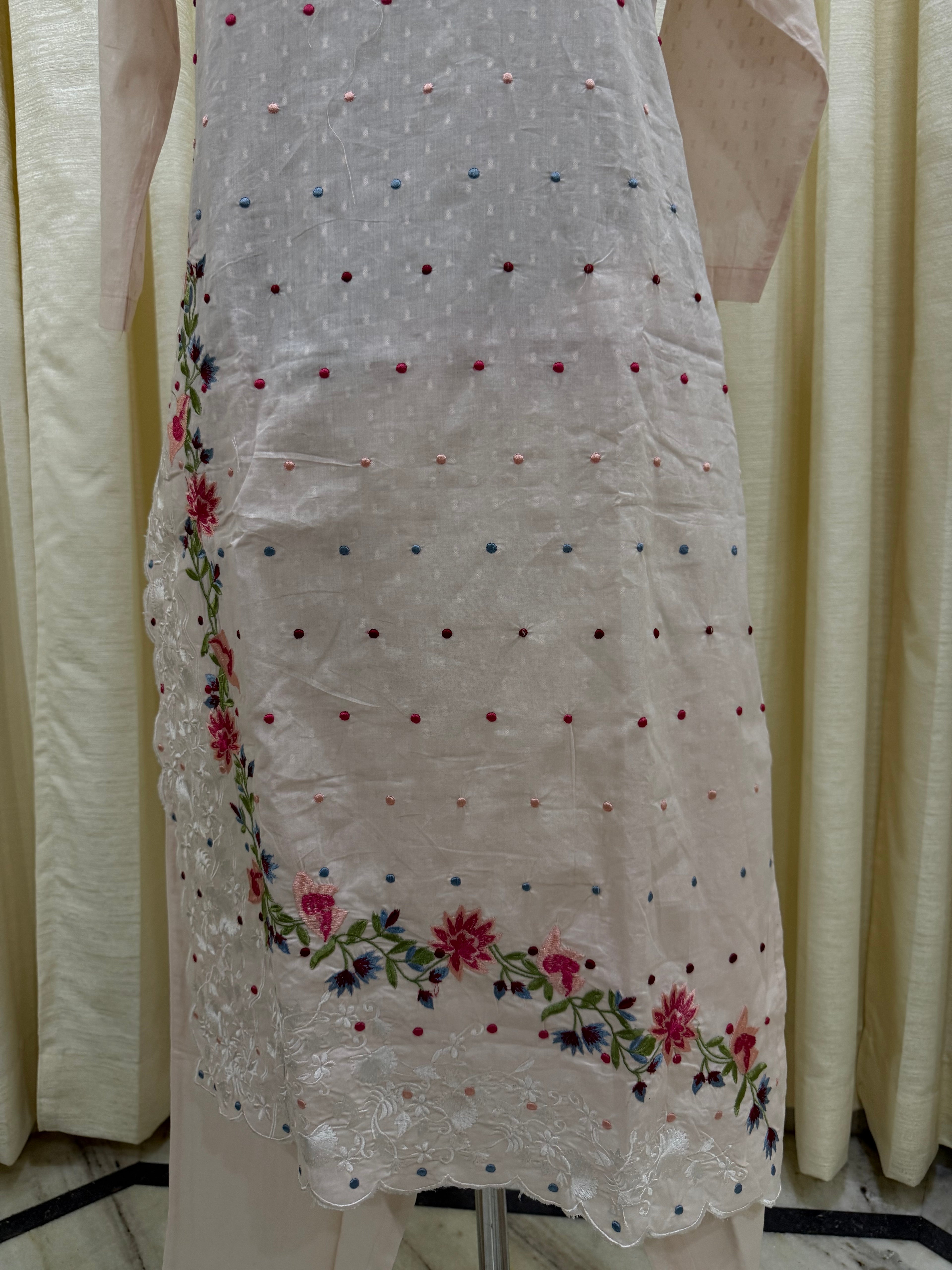 Nude Pink Floral Embroidered Cotton Kurta Set with Scalloped Hem