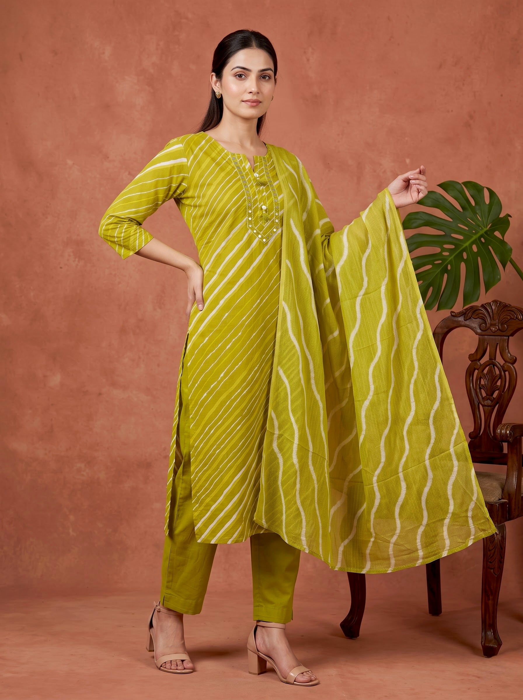 Mehndi Green Leheriya Print Premium Cotton Kurta Set