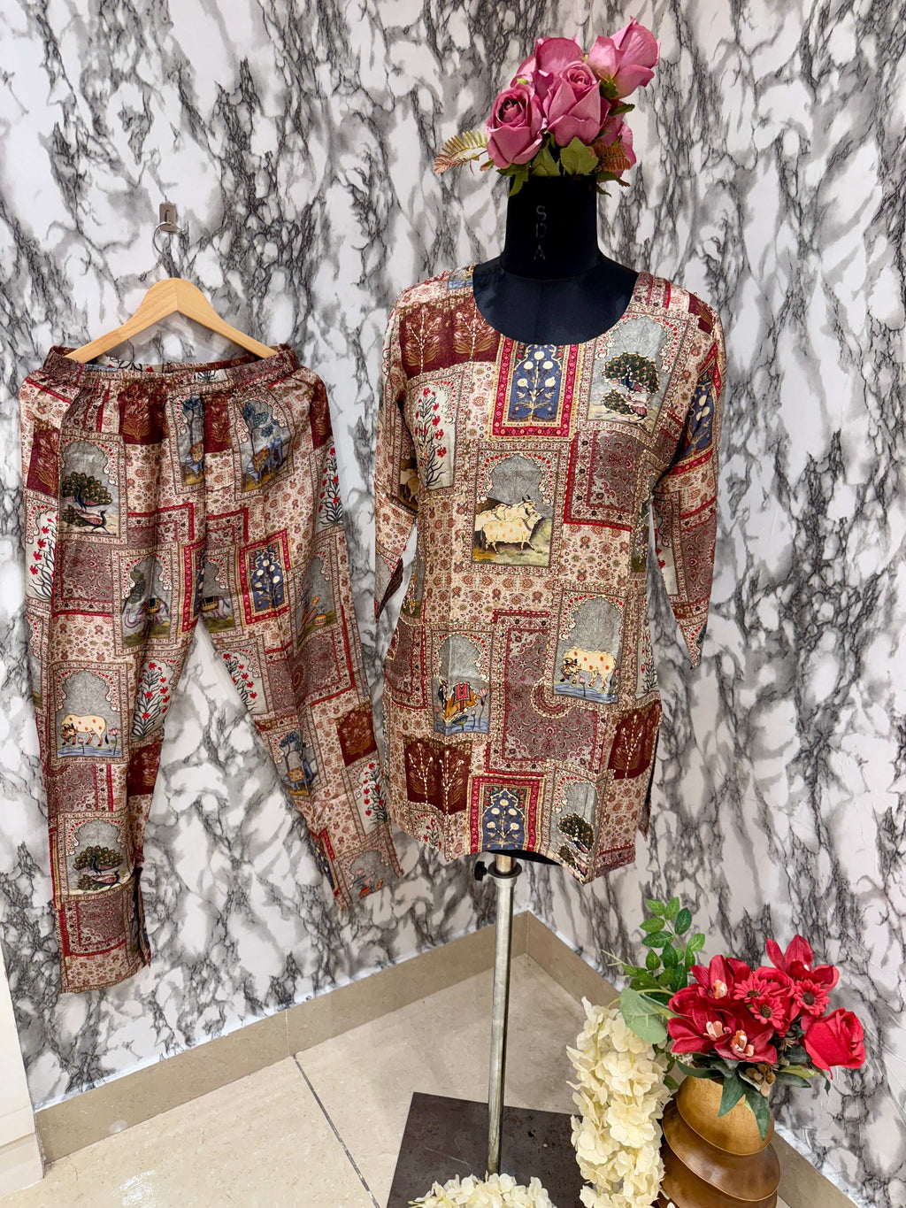 Figure Print Co-ord Set with Katha Work