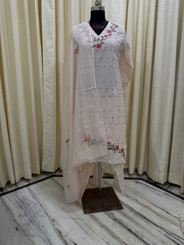 Nude Pink Floral Embroidered Cotton Kurta Set with Scalloped Hem